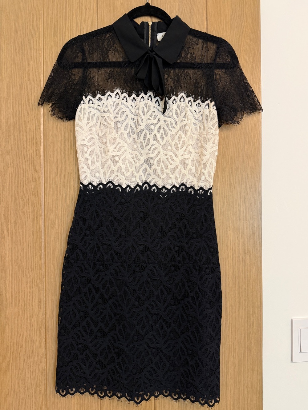 Sandro Rozen Guipure Semi Sheer Lace Dress in Black and White Size 1 Eu or 2 US